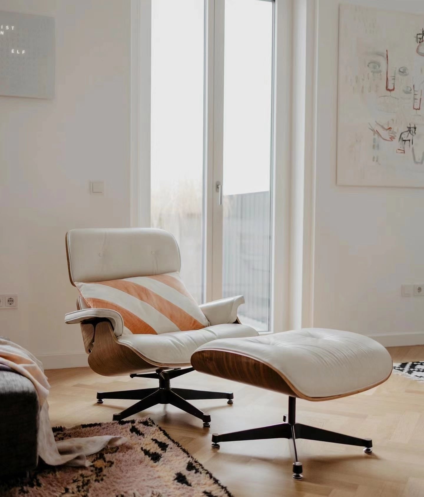 Eames Lounge Chair